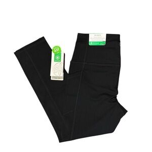 GAIAM OM Hi-Rise Pocket Capri Black Legging NWT